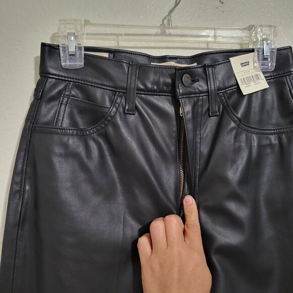 NWT Levi's 70's High Flare Faux Leather Black Pants Size 27 - Picture 6 of 14